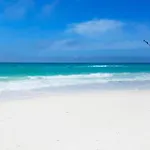 Aqua Resort 811